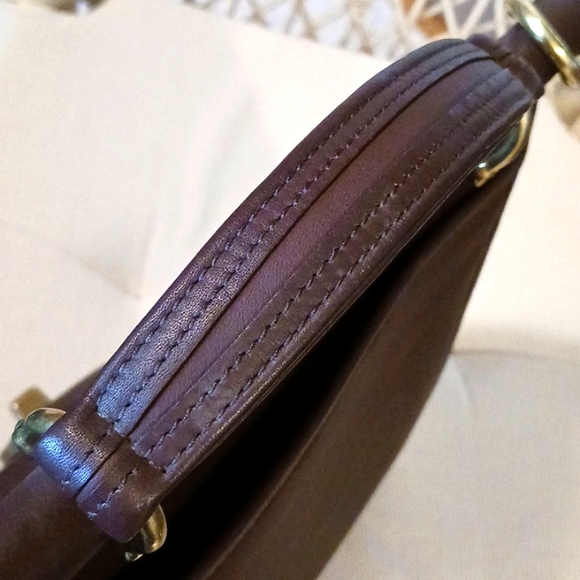 Coach~ Willis top handle bag- leather - Picture 8 of 13